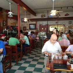 Smitty S Cafe Bakery 34 Photos 51 Reviews Bakeries 100 W Photo Of Smitty S Cafe Bakery Brenham Tx United States Sat Lunch