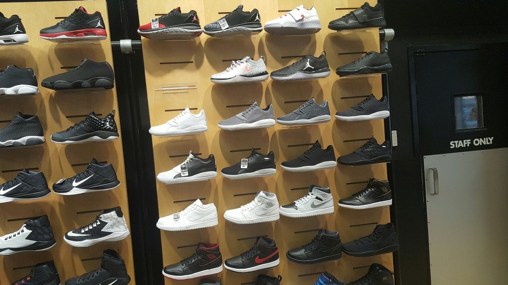 sunland park nike store