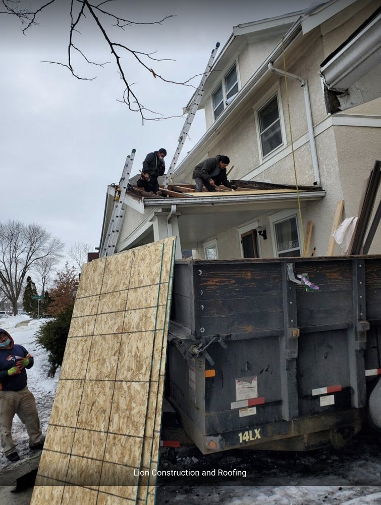 image of business Lion Construction and Roofing