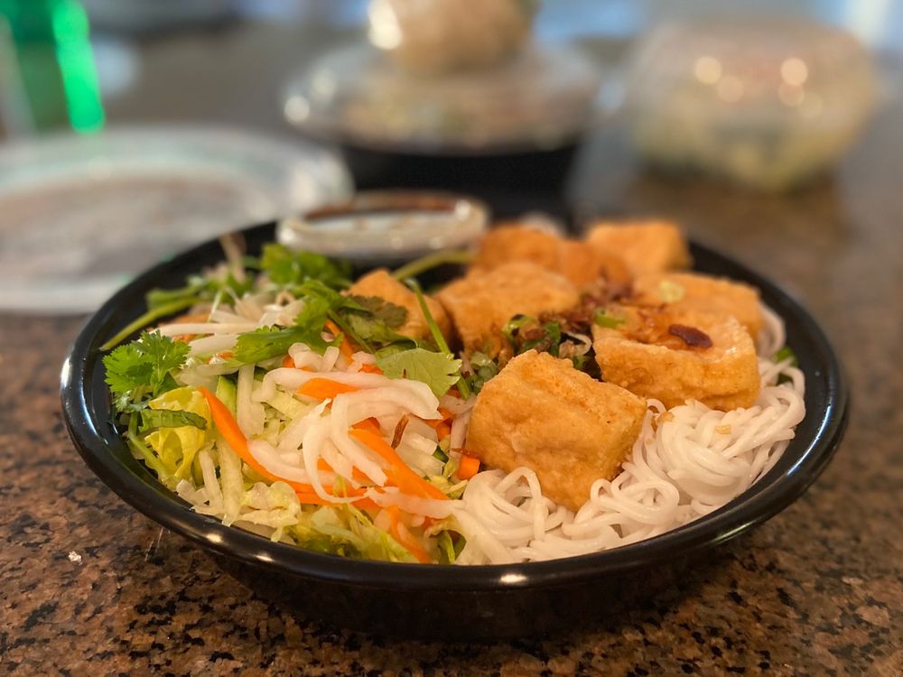 Pho Hoa Noodle Soup & Jazen Tea Pho Hoa Noodle Soup & Jazen Tea