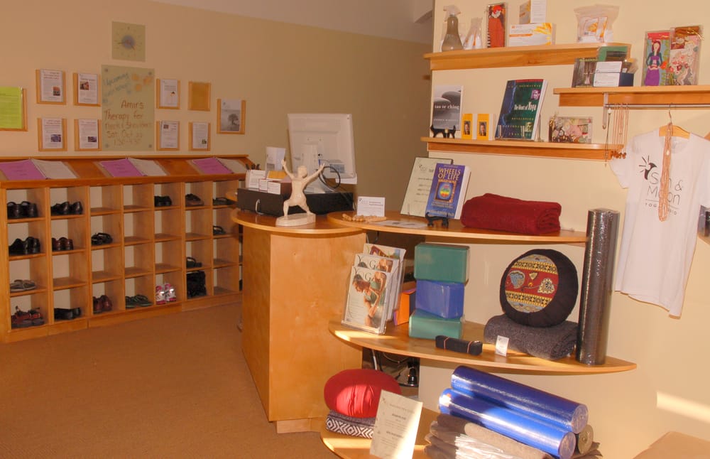 Sun & Moon Yoga Studio