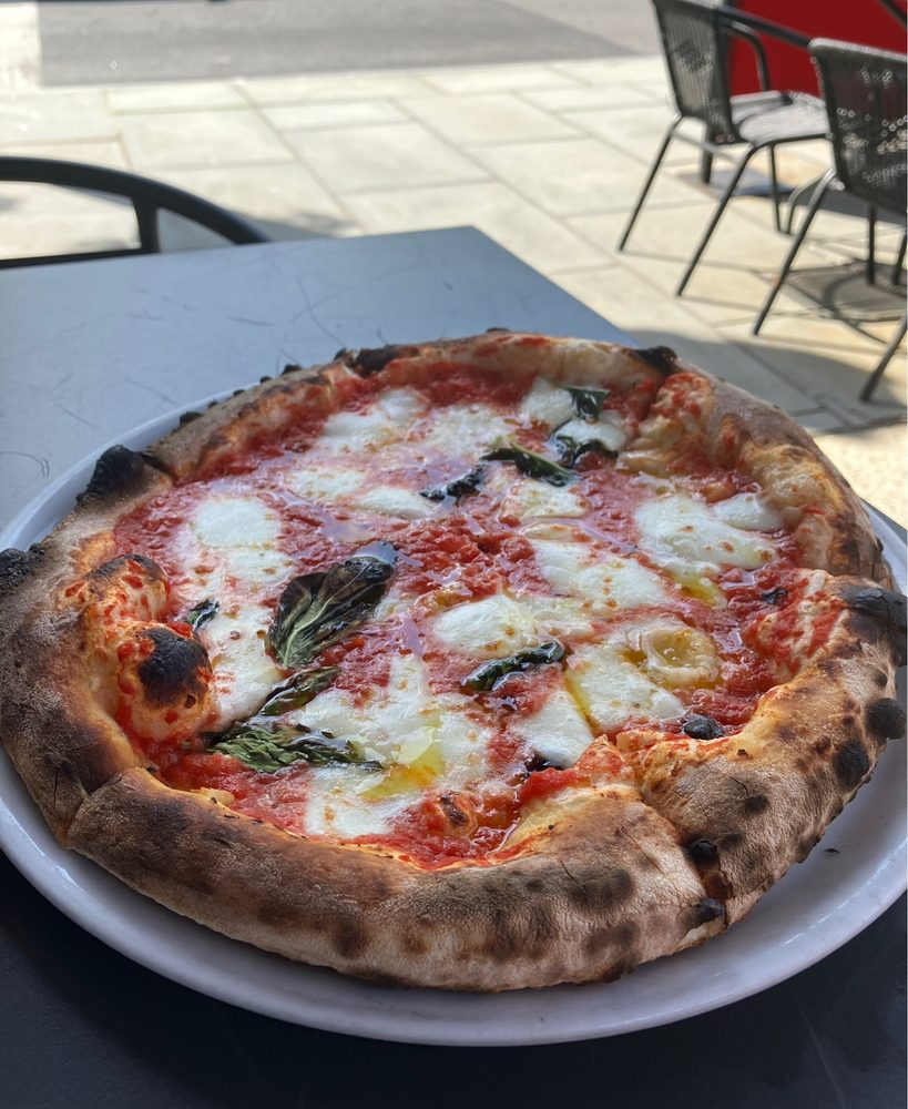 Via Forno Wood Fired Pizza & Vinoteca