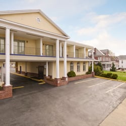Days Inn Waynesboro Hotels 239 West Main St Pa Photo Of Days Inn Waynesboro Pa United States