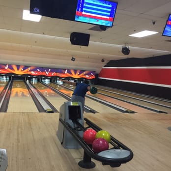 AMF Marietta Lanes - CLOSED - 28 Photos & 30 Reviews - Bowling - 565 ...