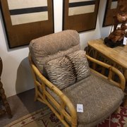 Curious Sofa Closed 65 Photos Antiques Prairie Village Ks Mission Road Antique Mall