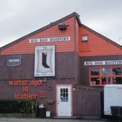 Walter Dyer Is Leather - CLOSED - Leather Goods - 282 Worcester Rd