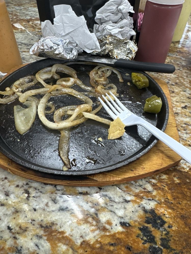 El Guero Pollo Asados