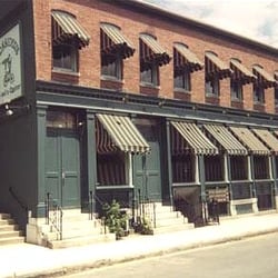 Barnsider S Mile A Quarter Closed Lounges 375 Main St Fox Photo Of Barnsider S Mile A Quarter Providence Ri United States