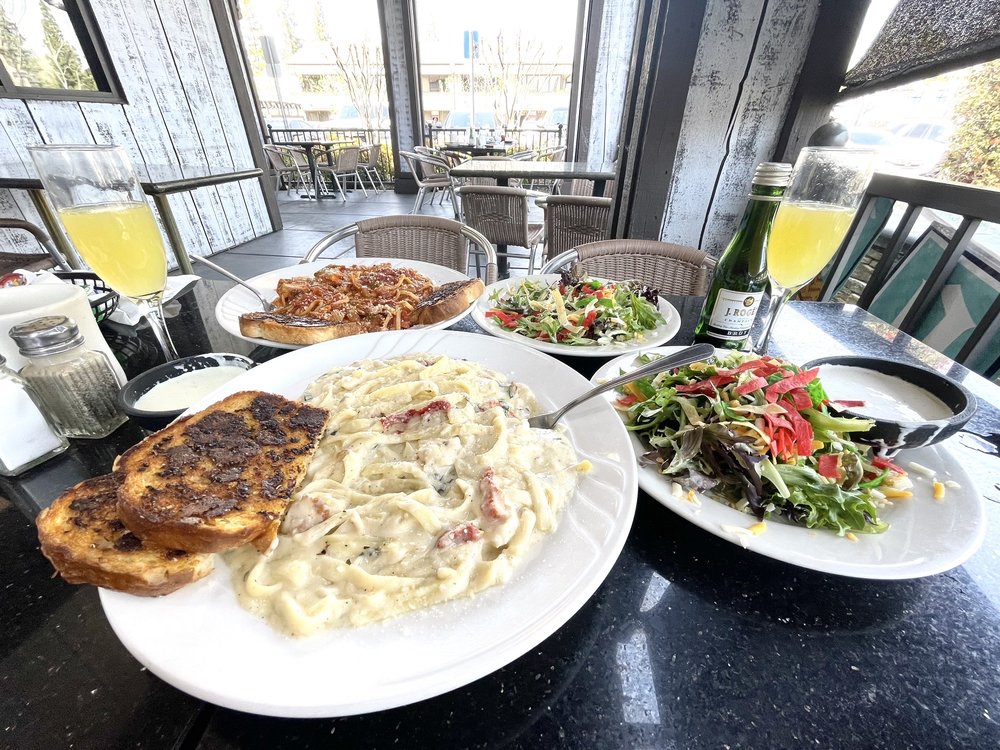 Crest Cafe