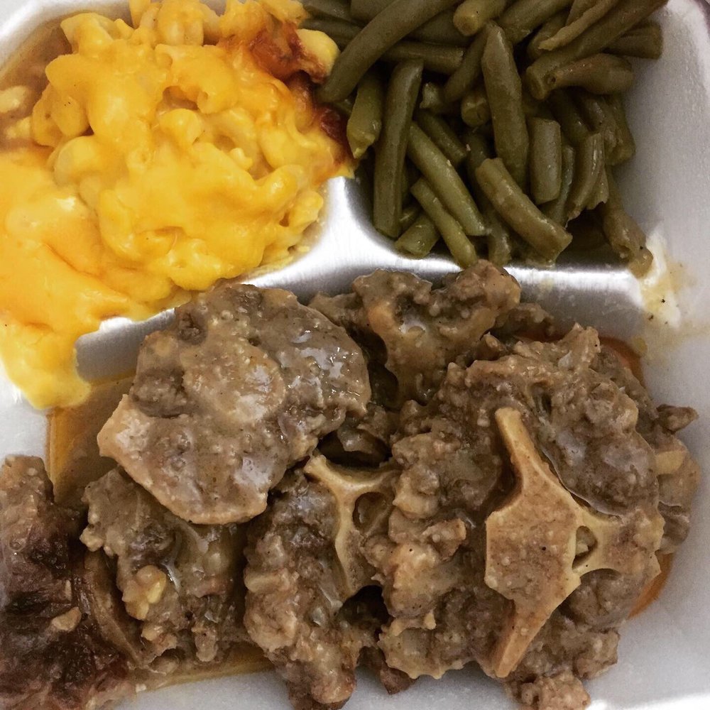 Mama's Oven