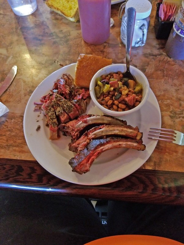 Lucky’s BBQ & Burgers 33 Photos & 85 Reviews Barbeque 171 S State