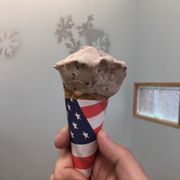 Photo of CP's Cooler Homemade Ice Cream & Treats - Willowick, OH, United States. Oreo snickers