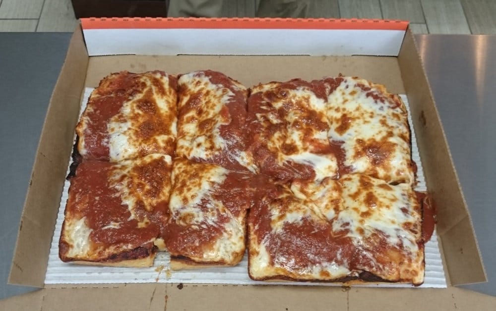 Little Caesars Pizza 33 Photos 66 Reviews 10608 S Photo Of Little Caesars Pizza Henderson Nv United States Deep Dish Loaded