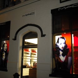 mac 28 fouberts place opening times