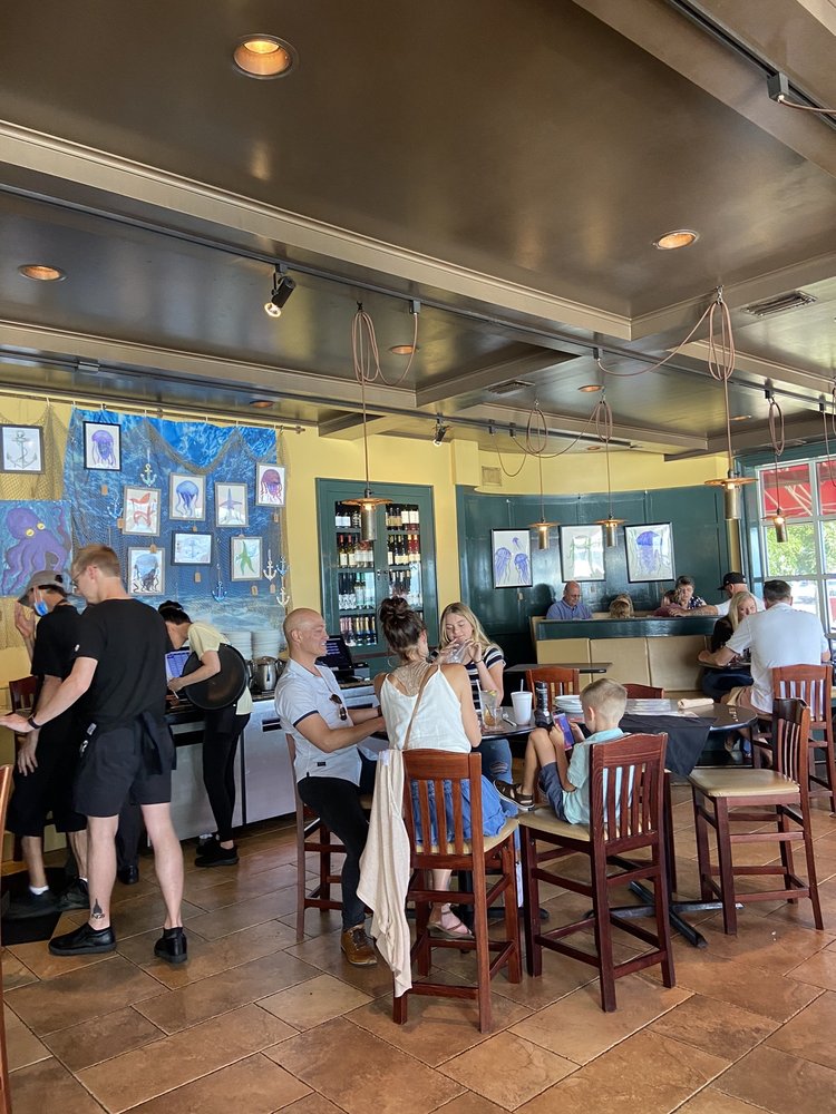 Jaco's Bayfront Bar & Grille