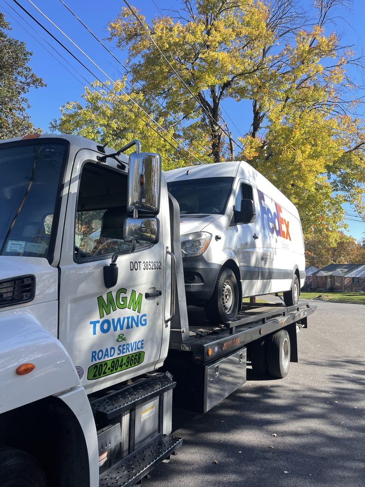 MGM Towing And Road Service