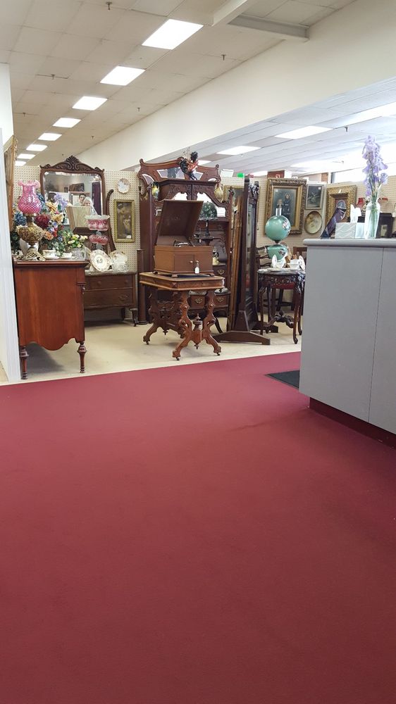 Saint Charles Antique Mall