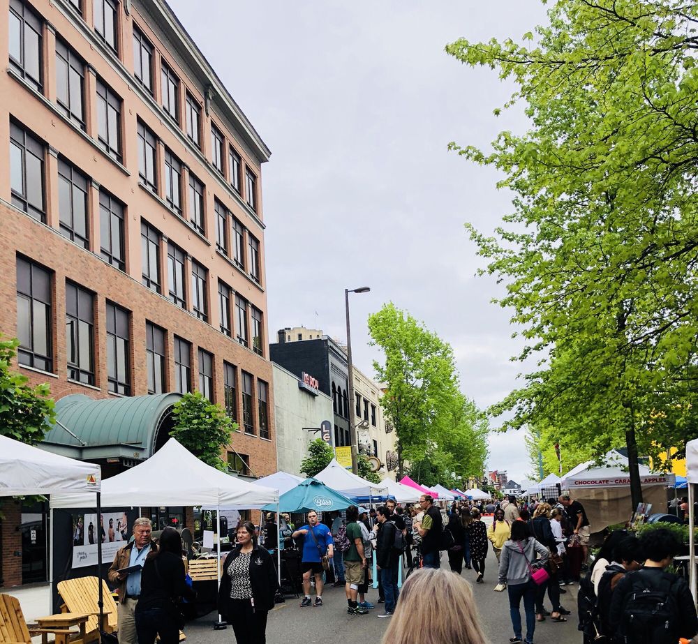Broadway Farmers Market