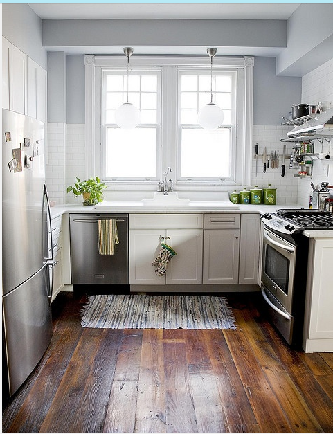 Frias Hardwood Floors