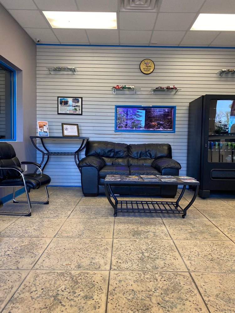 Pirates Cove Carwash - New Bern