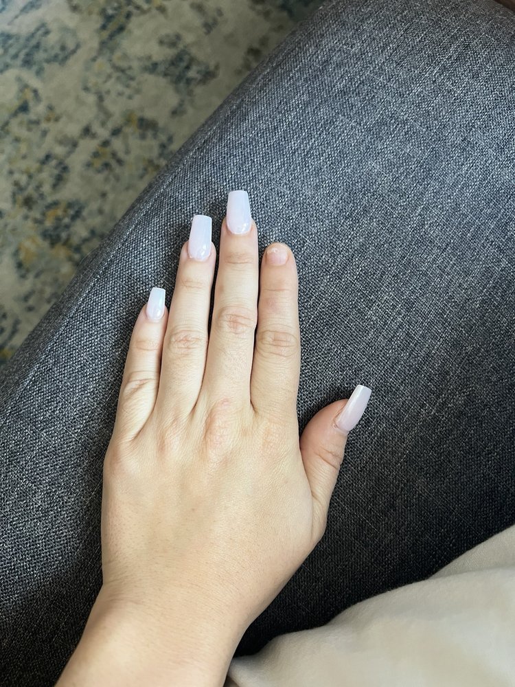 Polished Nails & Spa