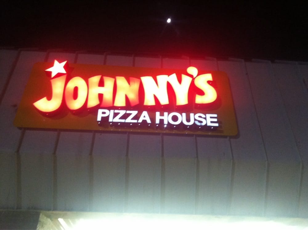 Johnny’s Pizza House Pizza 317 Keyser Ave, Natchitoches, LA
