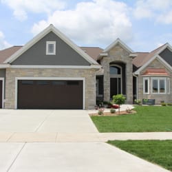 Premier Builders Contractors 102 N Holiday Dr Waunakee Wi Photo Of Premier Builders Waunakee Wi United States 2017 Kilkenny Farms Parade