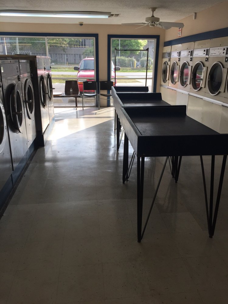 Coin laundry