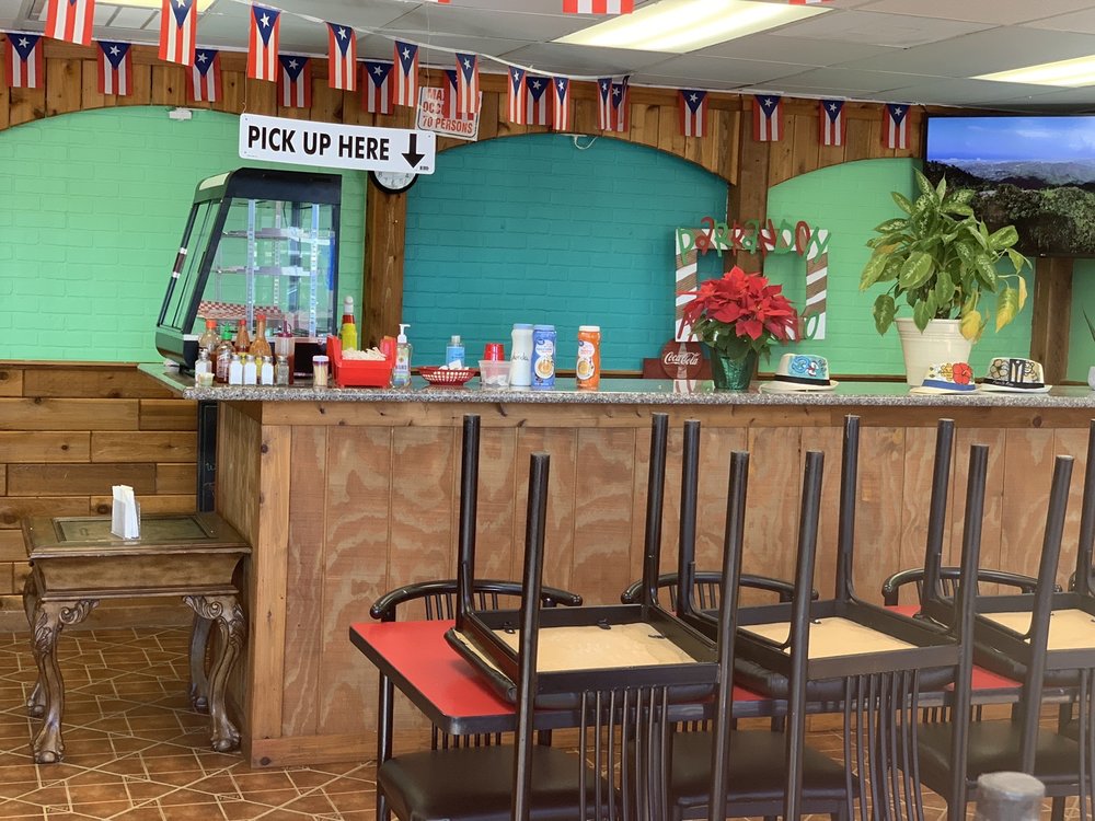 Dee’s Caribbean Cafe