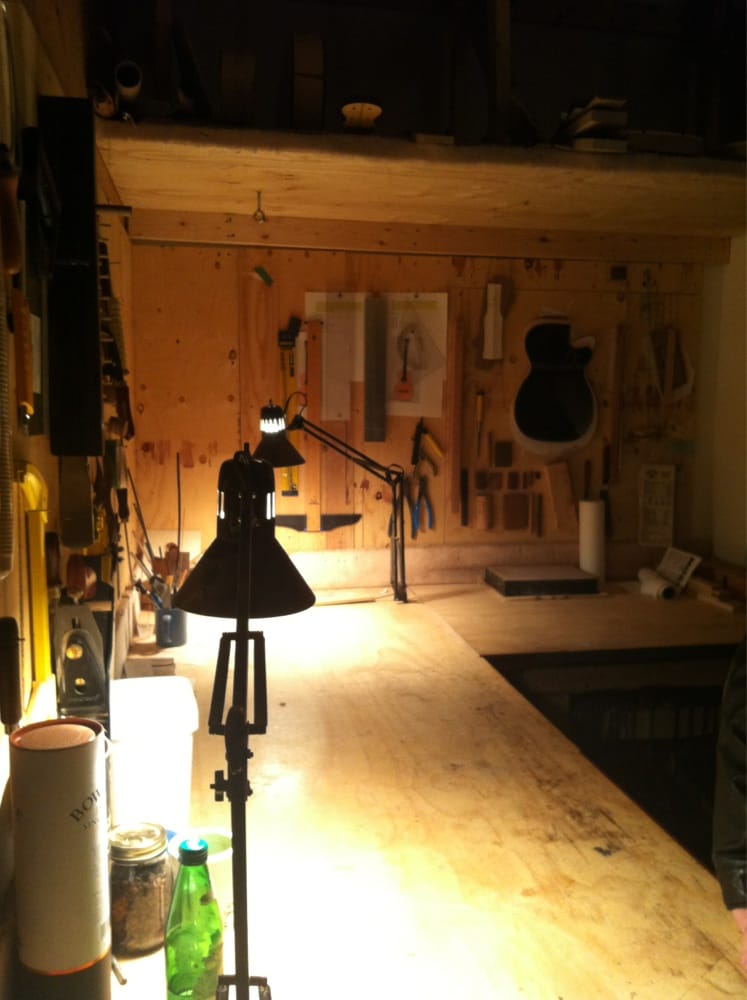 Mile End Guitar Shop