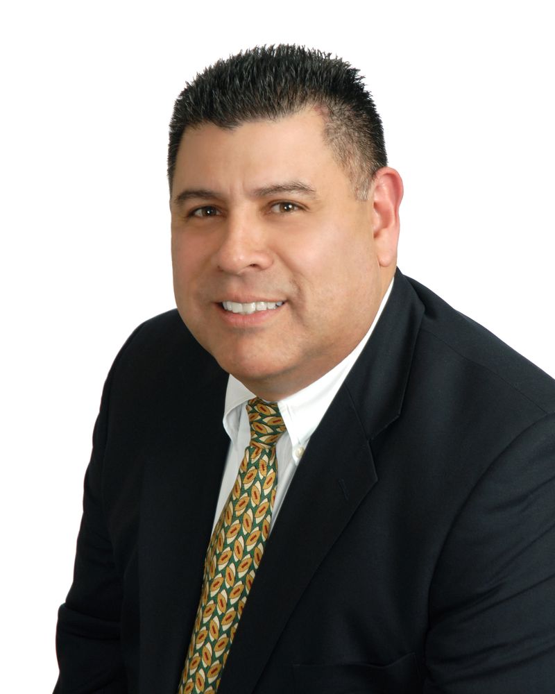 Farmers Insurance - Raul Castillo