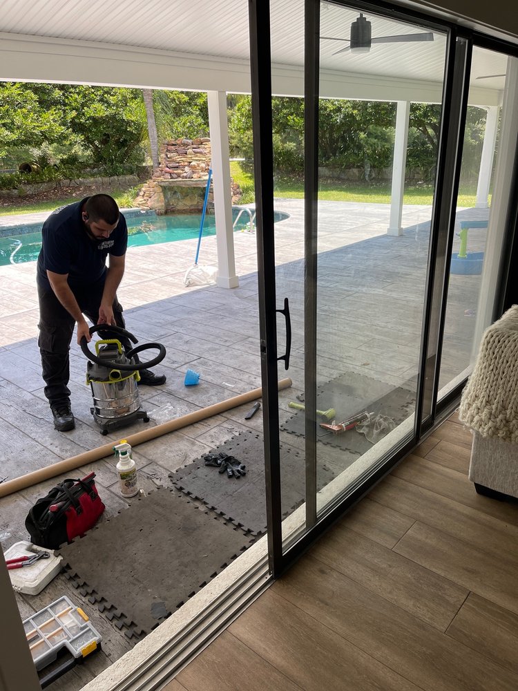 SC SLIDING DOOR REPAIR