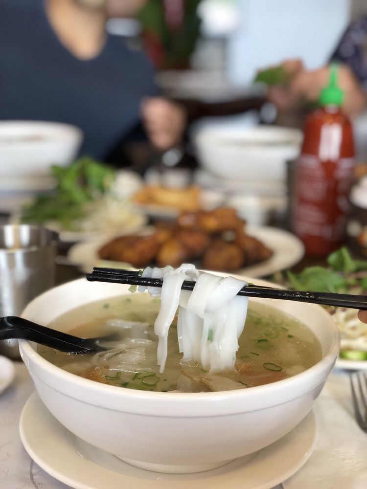 Pho Le