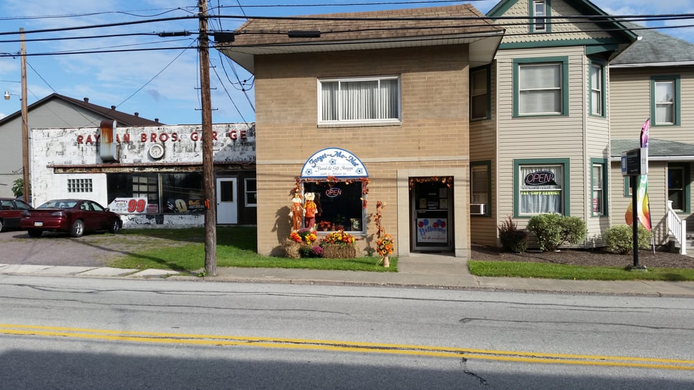 Me Not Floral and Gift Shoppe CLOSED Florists 109 S Main