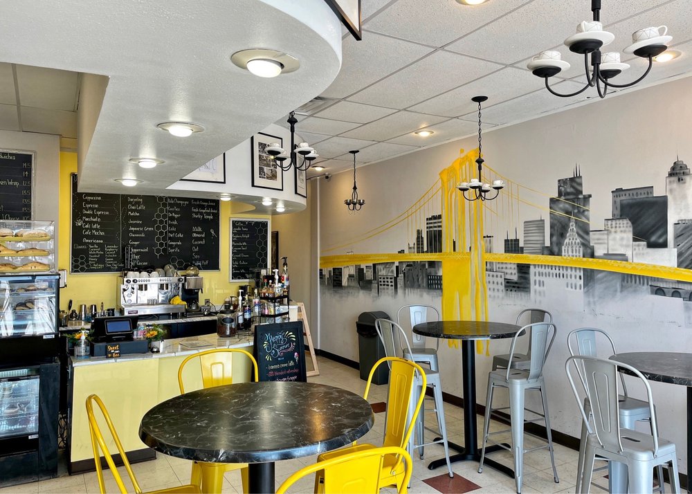 Bee's Pastry Café