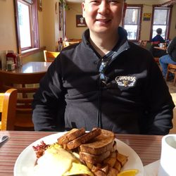Maxi S Restaurant 33 Photos 66 Reviews Diners 47 N Main St Photo Of Maxi S Restaurant Waterbury Vt United States