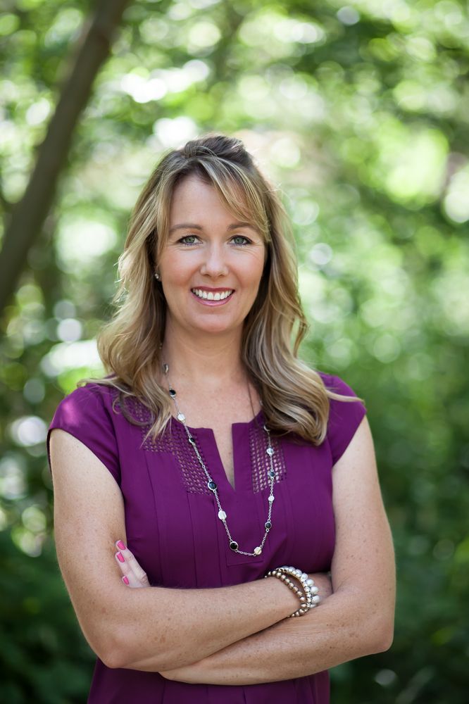 Robin Mellott - Gold Group Realty