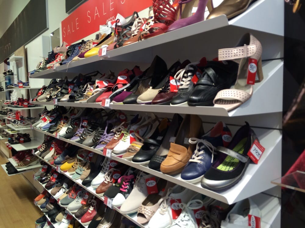ecco shoe store near me