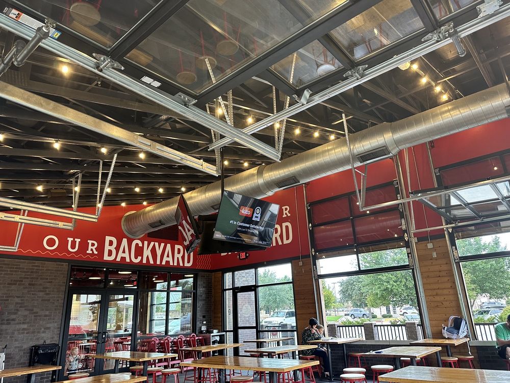 Hat Creek Burger Company