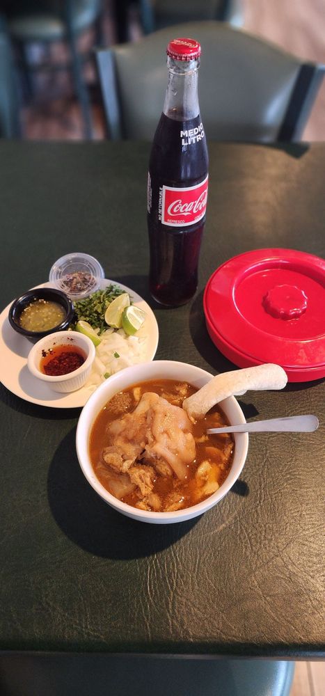 La Mexicana Restaurant Y Birrieria