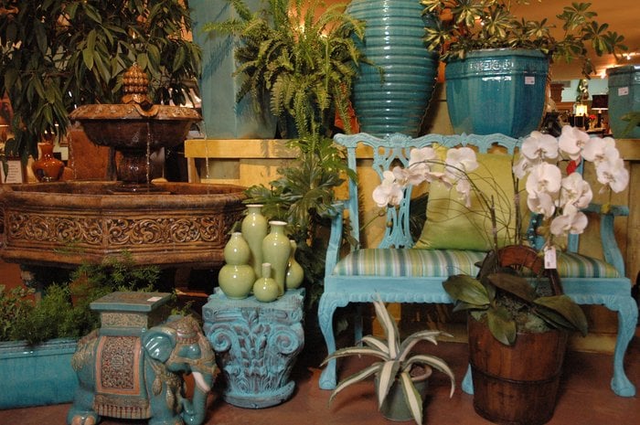 image of business Willow Glen Home & Garden