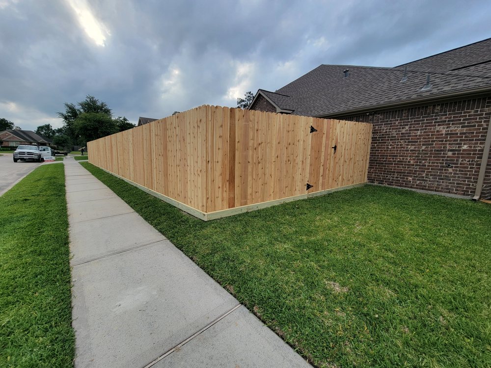 Rodolfo Fence