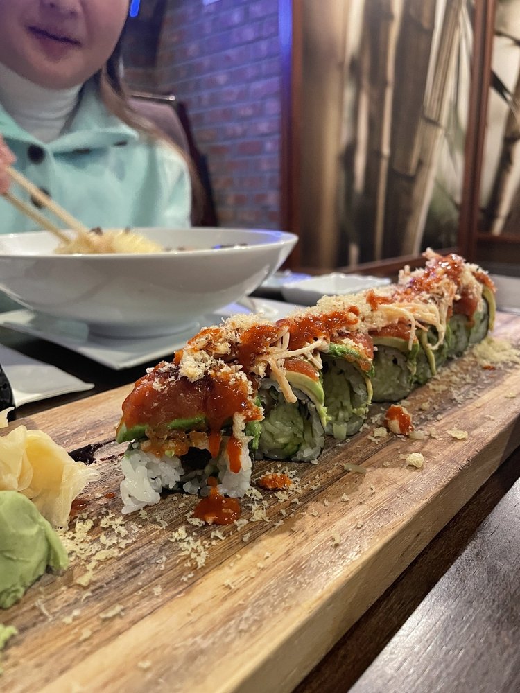 Fuji Sushi Bar & Grill