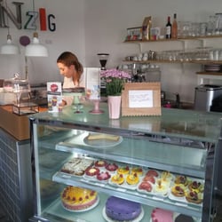 Café - Tortenmanufaktur Einzig - 18 Photos - Cafes - Brünner Weg 1, Bad