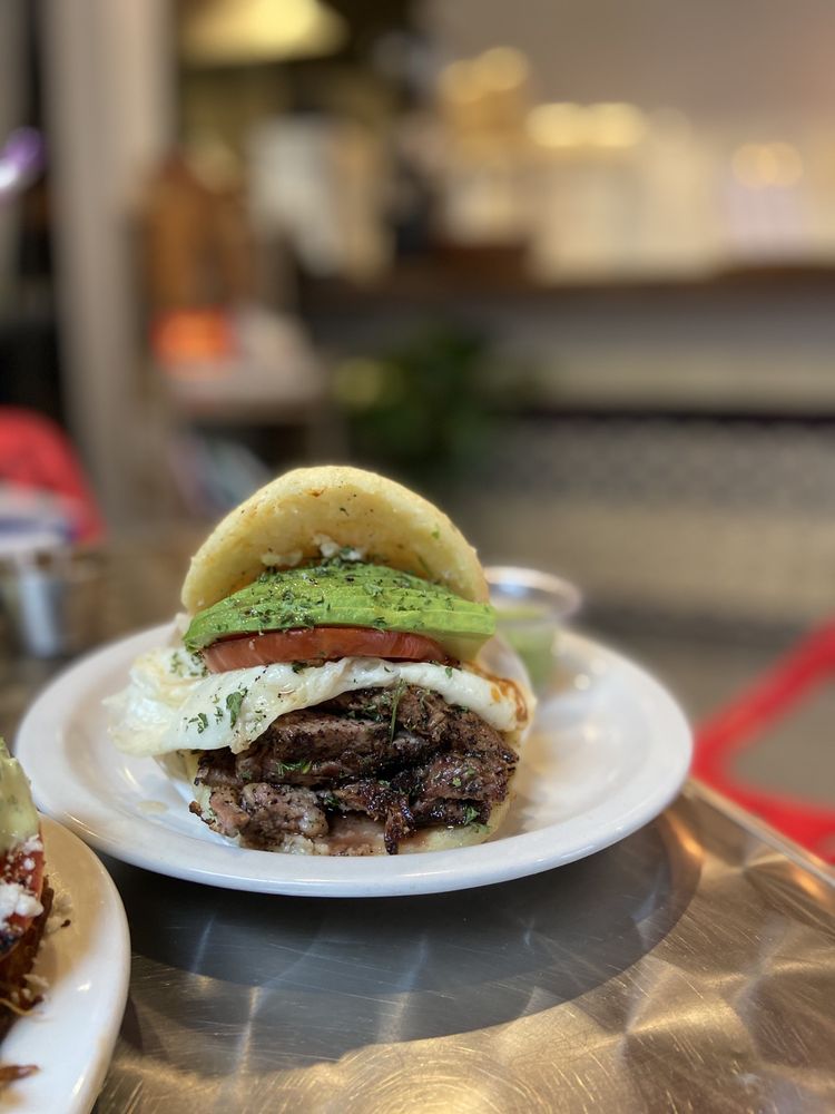 Bolivar & Lincoln Venezuelan Cafe