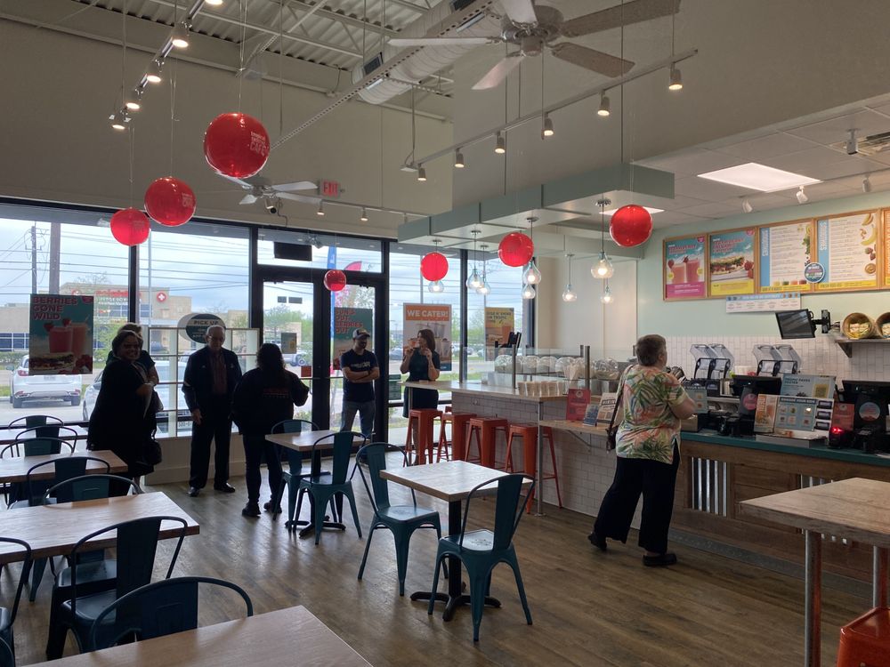 Tropical Smoothie Cafe