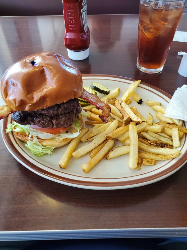 Village Inn