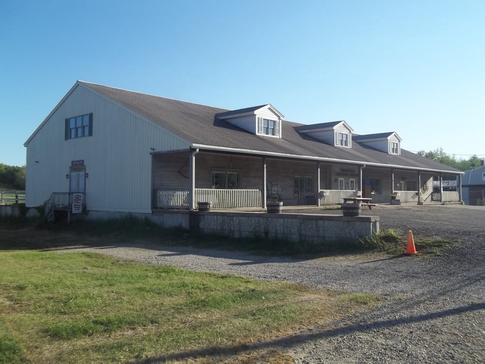 Brimfield Antique Center Antiques 35 Palmer Rd, Brimfield, MA