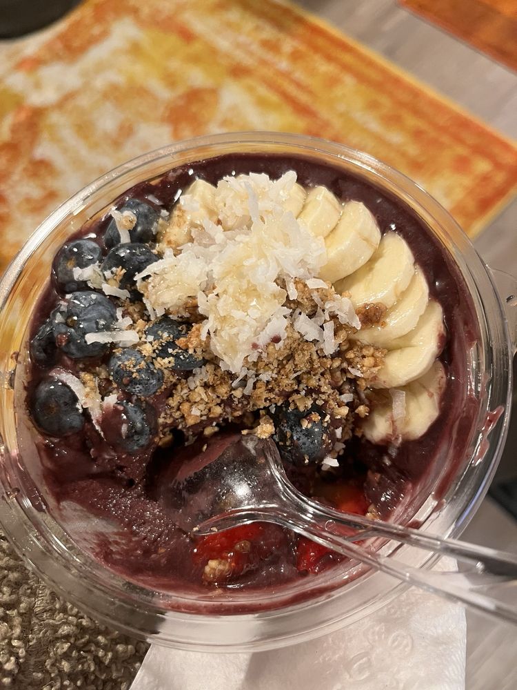 Roots Smoothie & Juice Bar