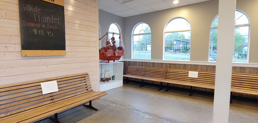 Harbor Inn Seafood - Asheville